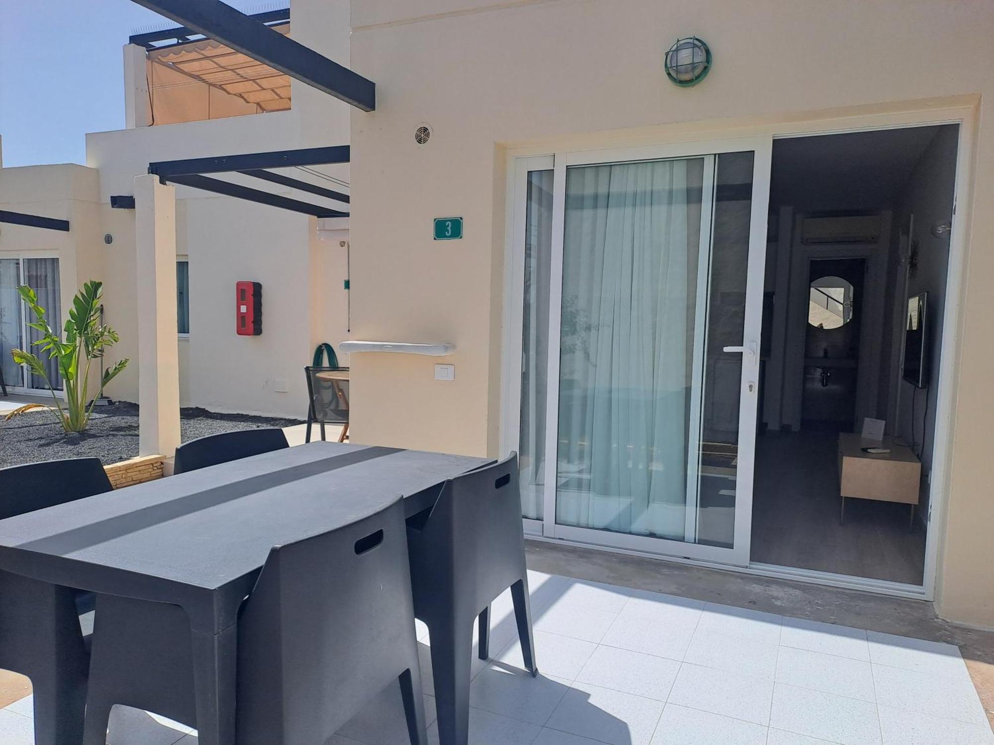 Homeforguest Alisios 1 Con Piscina En Appartement *