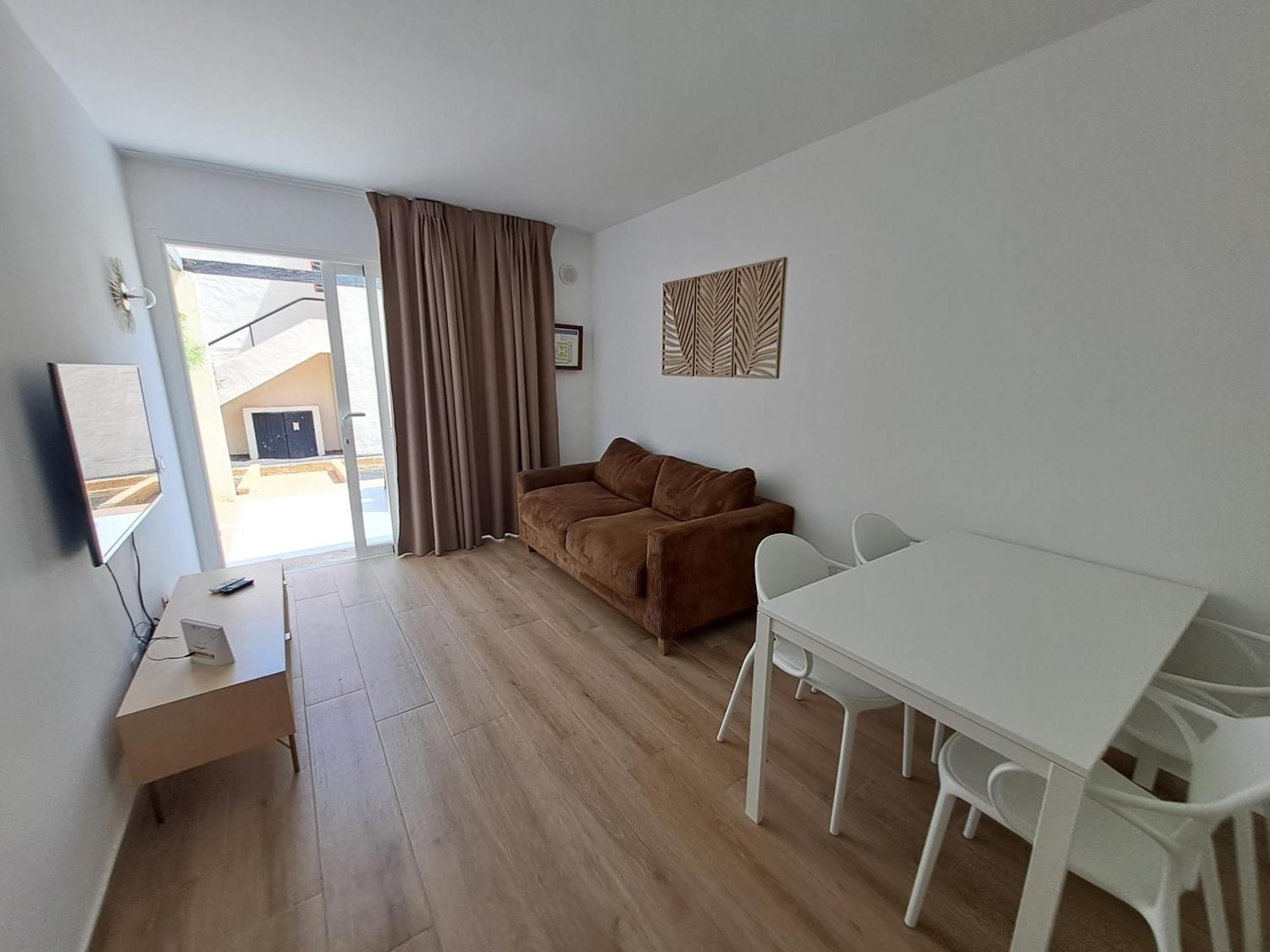 Homeforguest Alisios 1 Con Piscina En Appartement